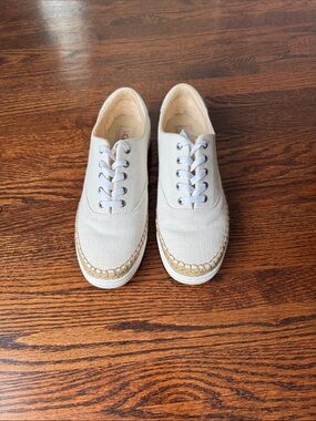 UGG Cream Sneaker - NEVER WORN